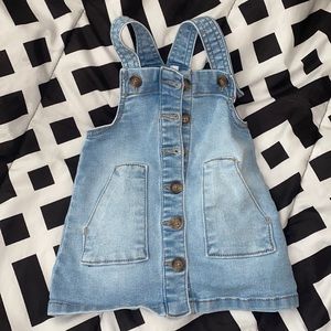 Overall dress